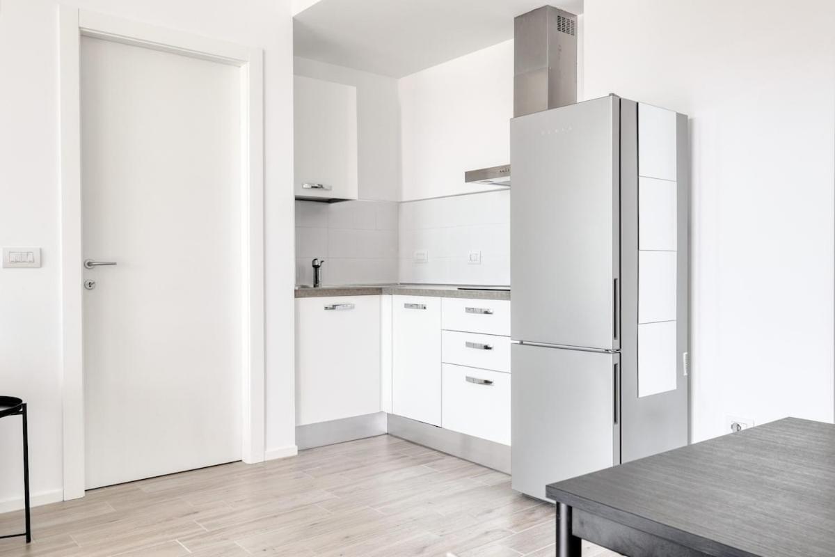 Apartamento Pisis5 New 2room With Garage Milán